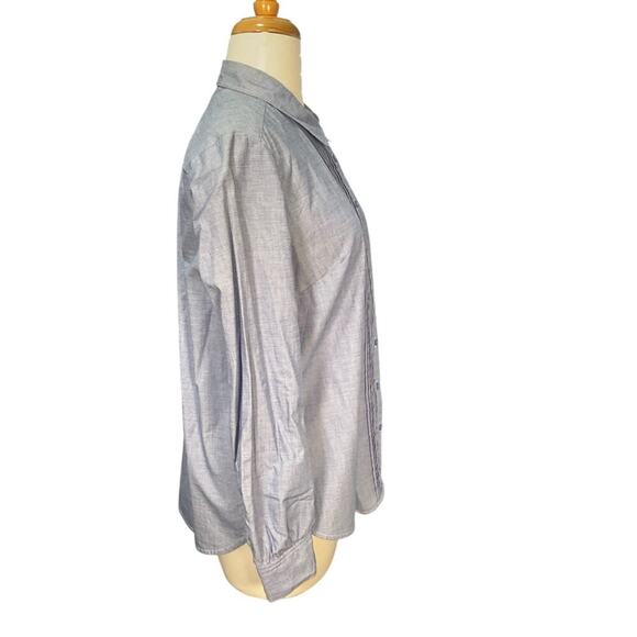 GAP Pintuck Tuxedo Blouse Long Sleeve Button Down Size Small Denim 100% Cotton - Picture 4 of 10